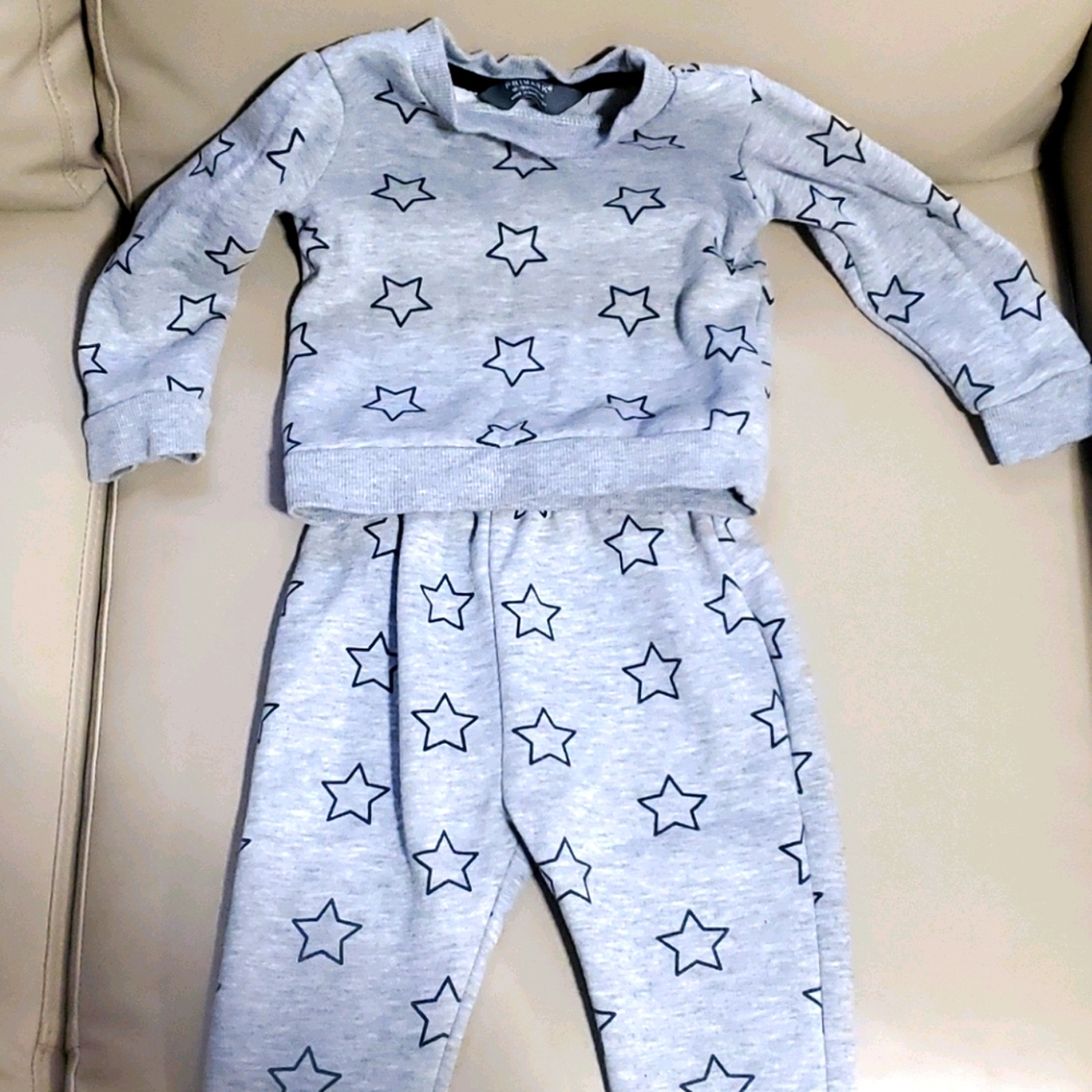 Primark 12-18 months star pattern sweater & pants